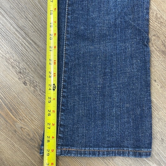 Levi’s Women’s 515 Mid Rise Bootcut Jeans, size 31 - Picture 6 of 10